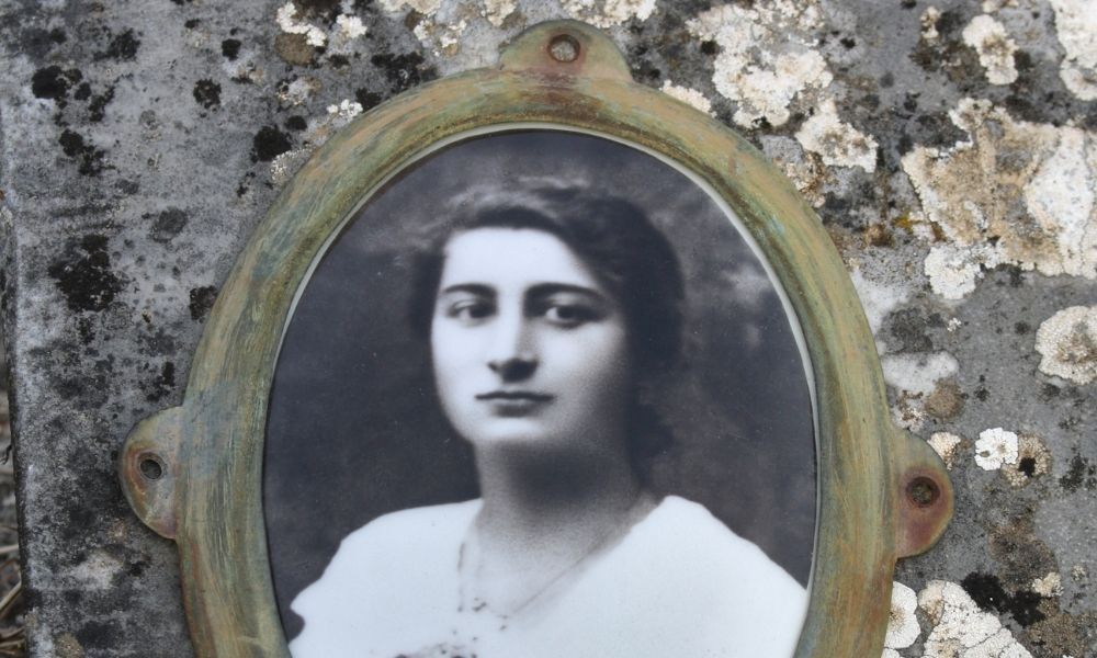 How To Clean a Ceramic Photograph on a Headstone